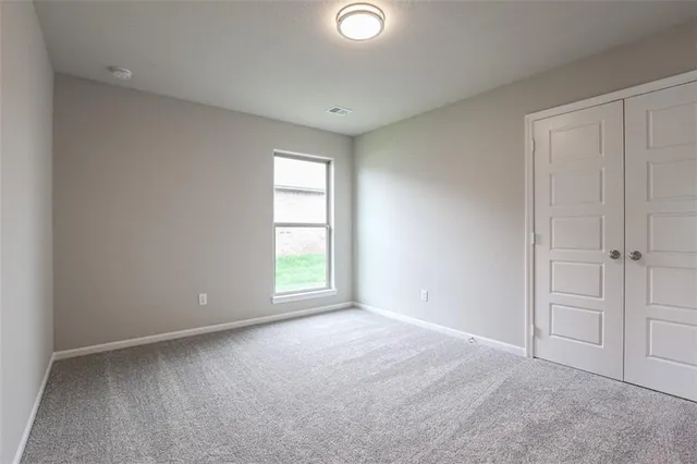 $457,350 | 8357 North Greentree Drive, Lenexa, KS 66227