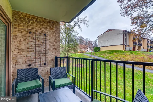 $2,550 | 11643 Stoneview Square, Unit 86/11C, Reston, VA 20191