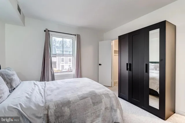 $2,550 | 11643 Stoneview Square, Unit 86/11C, Reston, VA 20191