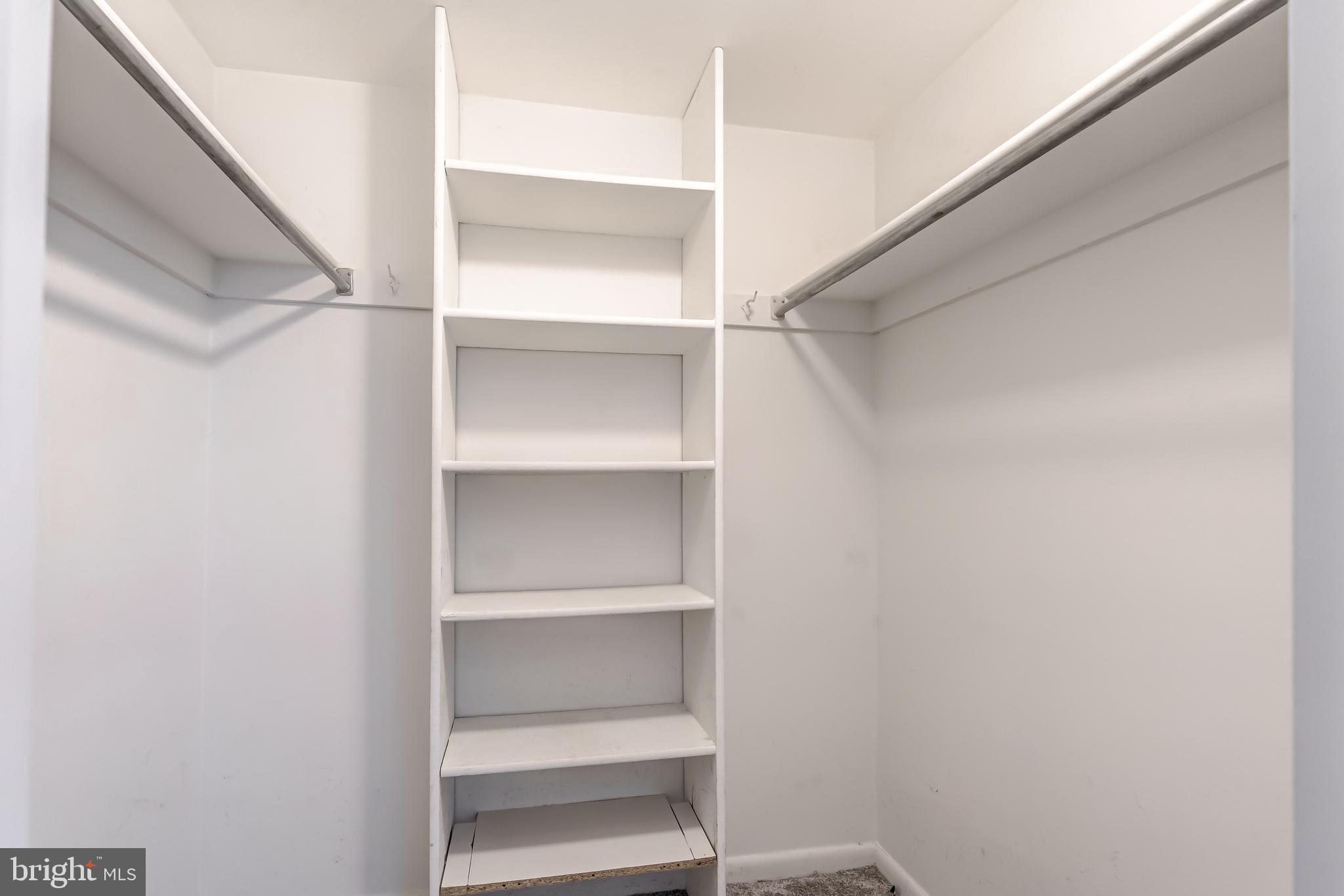 11643 Stoneview Square, Unit 86/11C Reston, VA 20191 - Photo 24 of 46