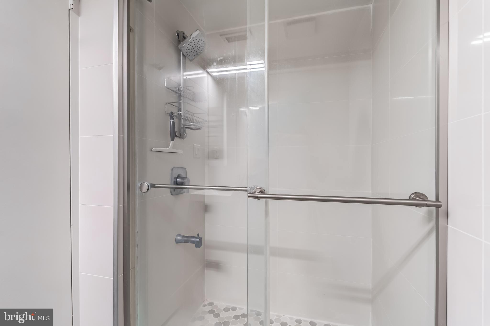 11643 Stoneview Square, Unit 86/11C Reston, VA 20191 - Photo 27 of 46