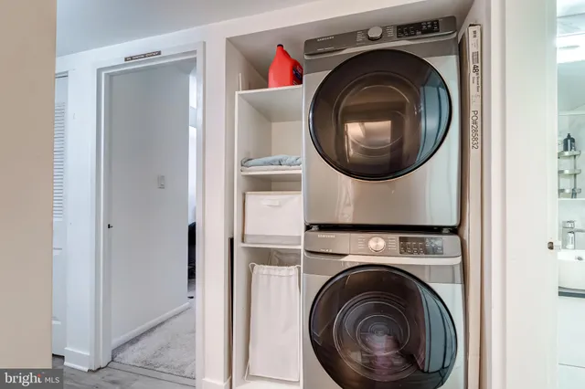 $2,550 | 11643 Stoneview Square, Unit 86/11C, Reston, VA 20191