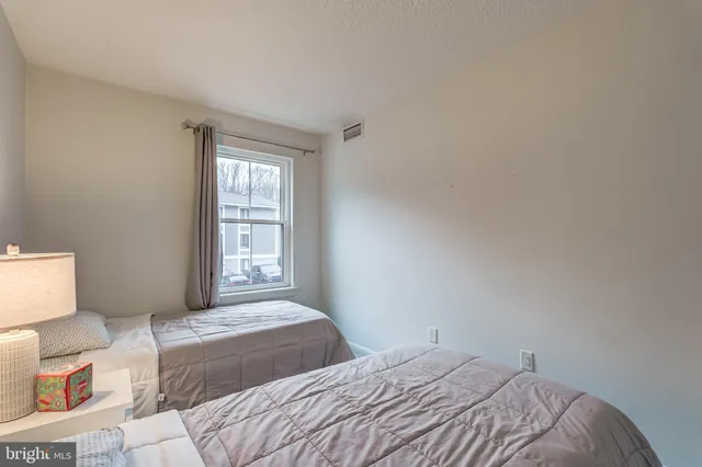 $2,550 | 11643 Stoneview Square, Unit 86/11C, Reston, VA 20191