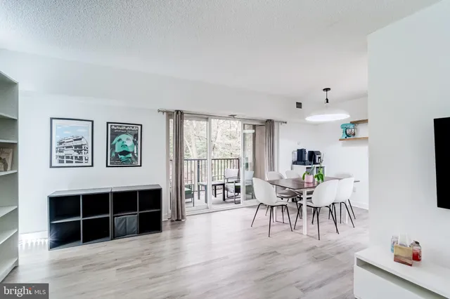 $2,550 | 11643 Stoneview Square, Unit 86/11C, Reston, VA 20191