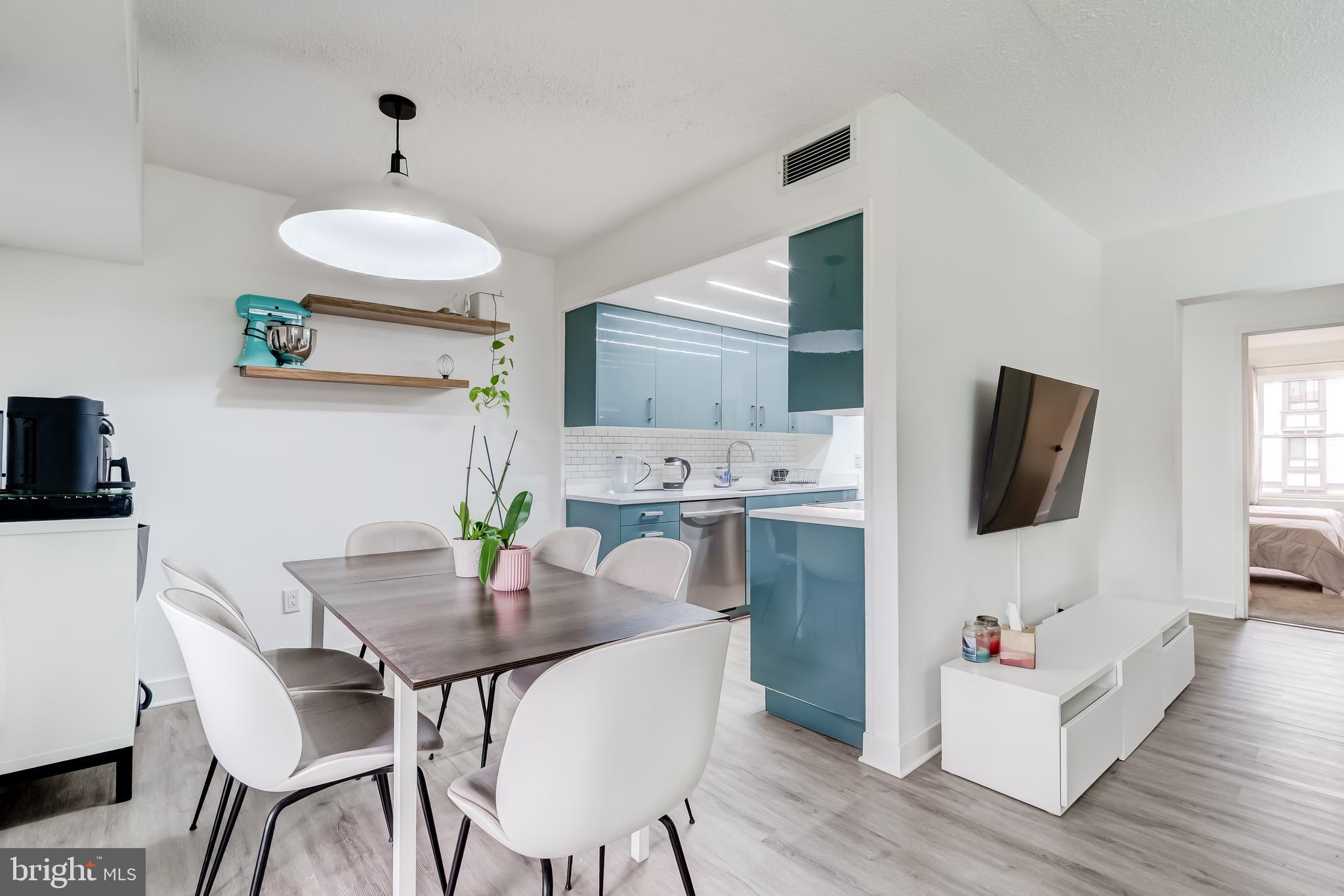 11643 Stoneview Square, Unit 86/11C Reston, VA 20191 - Photo 7 of 46