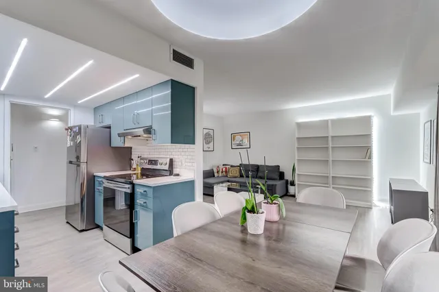 $2,550 | 11643 Stoneview Square, Unit 86/11C, Reston, VA 20191