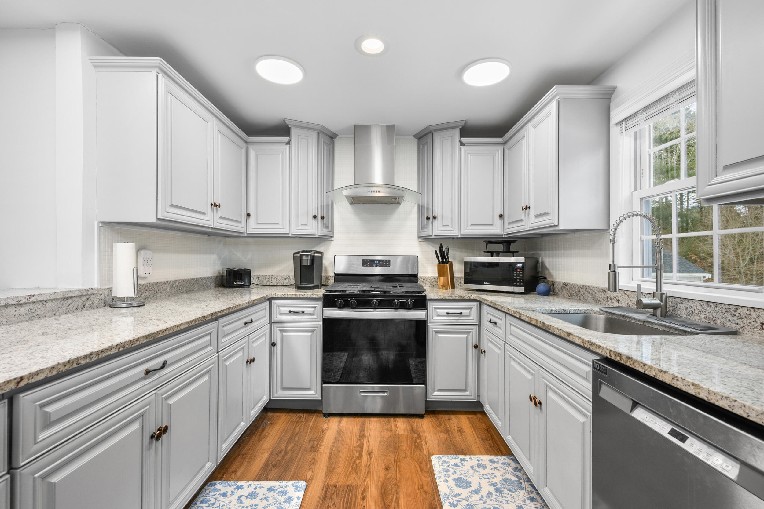 9 Woodville Way Wareham, MA 02571 - Photo 12 of 42 16_dsc_0189 (1)