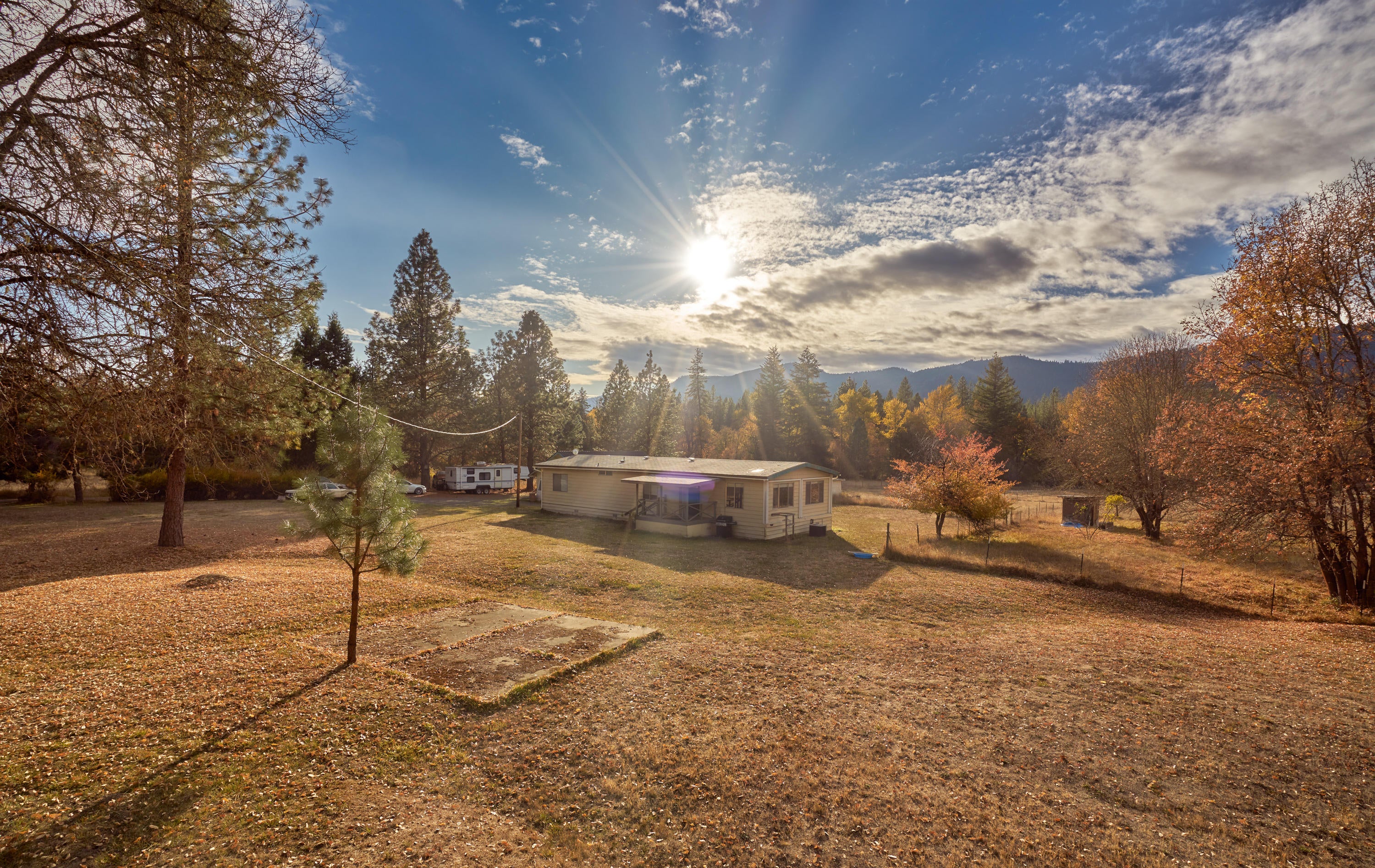 16881 Ford Road Rogue River, OR 97537 - Photo 1 of 24 16881 Ford Rd_MLS_02