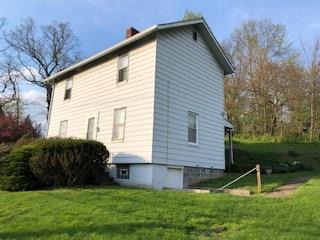 941 Unity Trestle Road Pittsburgh, PA 15239 - Photo 4 of 17