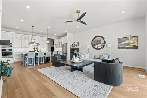 $499,990 | 8555 West War Eagle Street, Star, ID 83669