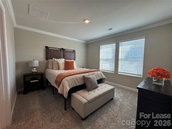 $3,200 | 3738 Memorial Parkway, Charlotte, NC 28217
