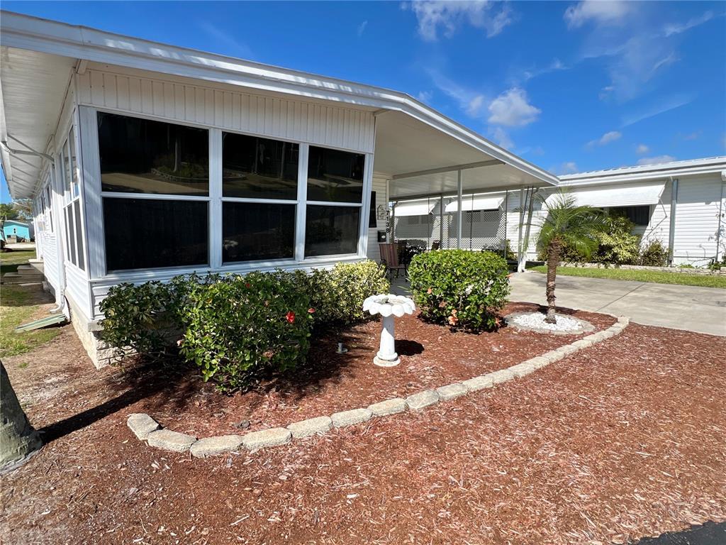 7138 Mt Hawthorne Road Northeast, Unit 586 St. Petersburg, FL 33702 - Photo 2 of 22
