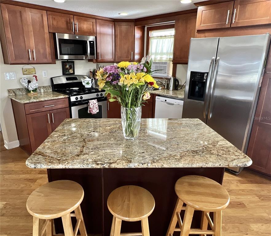 7138 Mt Hawthorne Road Northeast, Unit 586 St. Petersburg, FL 33702 - Photo 4 of 22