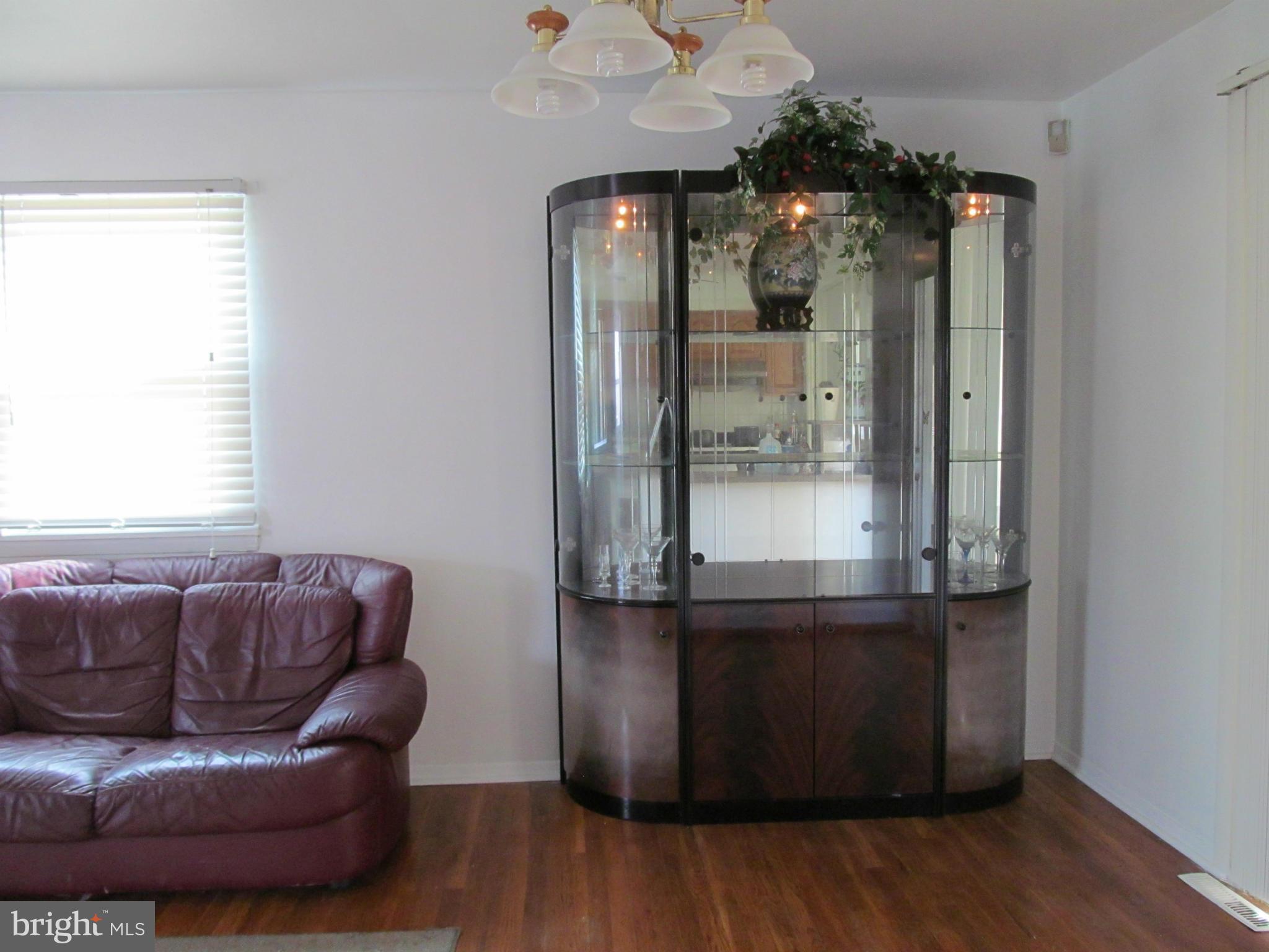 3405 Acton Road Baltimore, MD 21234 - Photo 12 of 24 Living Room