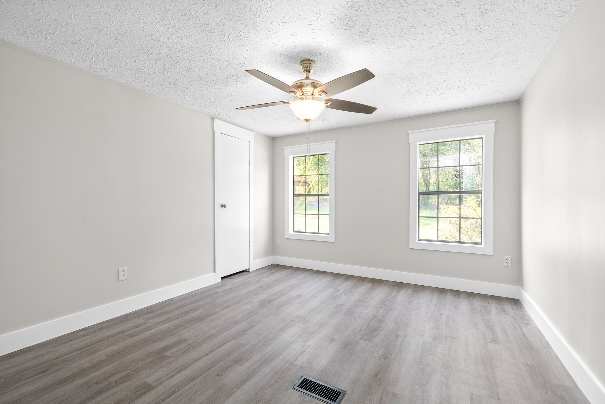 915 Gip Manning Road Clarksville, TN 37042 - Photo 22 of 42 Gallery Image 22
