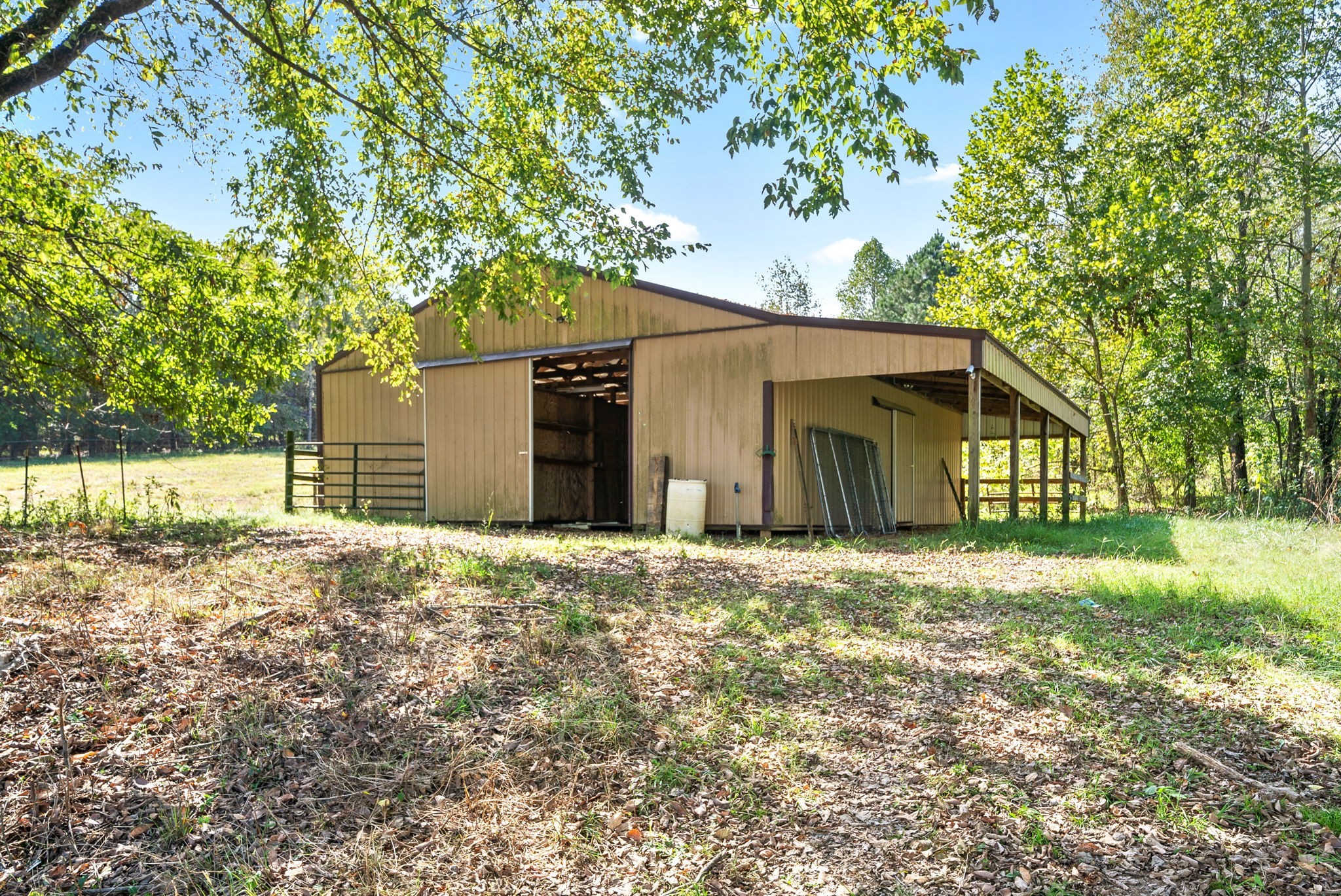 915 Gip Manning Road Clarksville, TN 37042 - Photo 31 of 42 Gallery Image 31