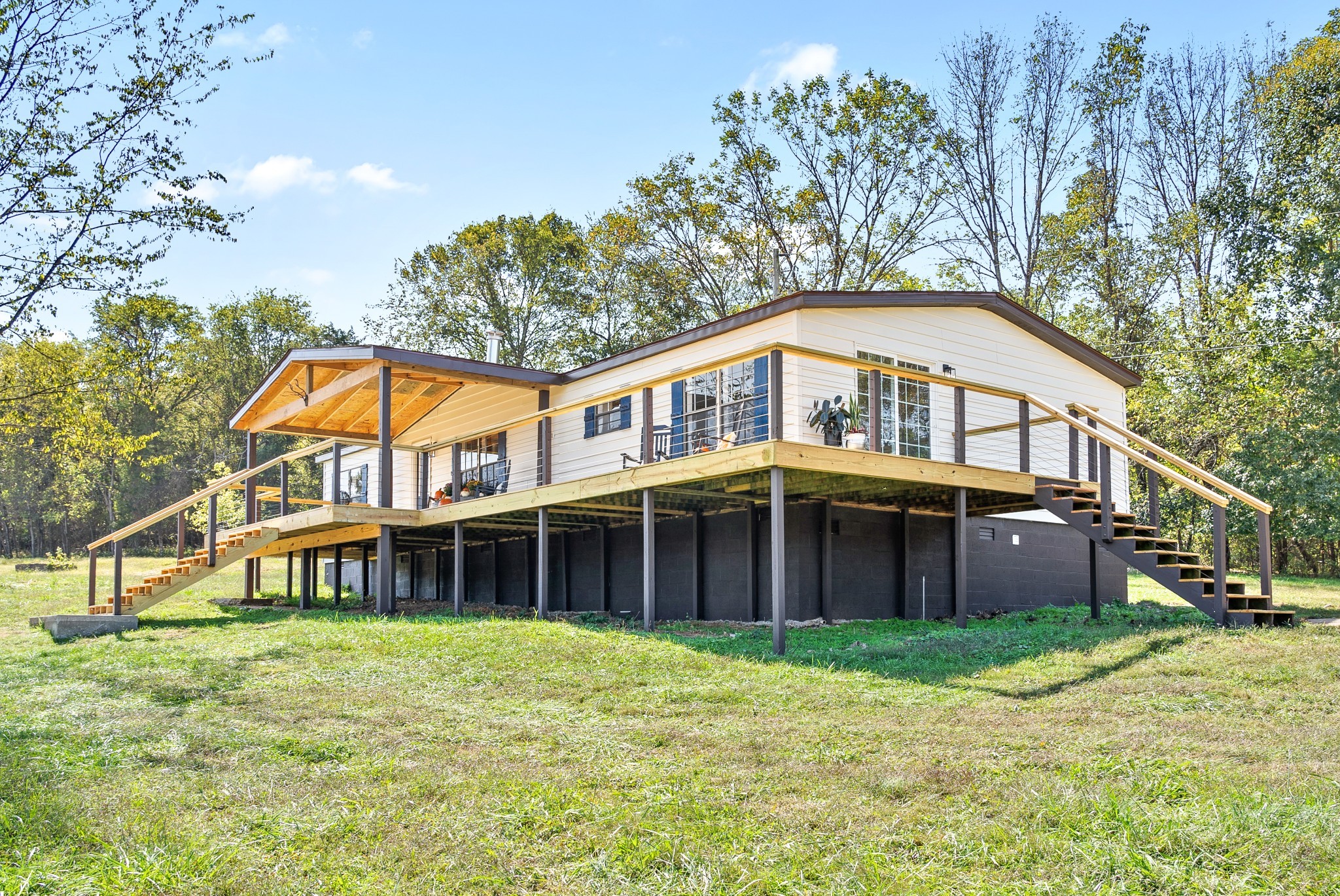 915 Gip Manning Road Clarksville, TN 37042 - Photo 5 of 42 Gallery Image 5