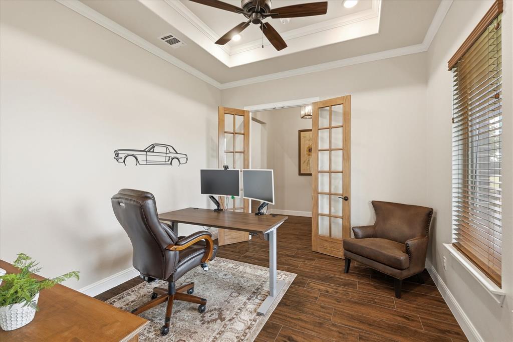 321 Arborview Drive Weatherford, TX 76088 - Photo 23 of 40 Office or optional 5th Bedroom has a huge walk-in closet.