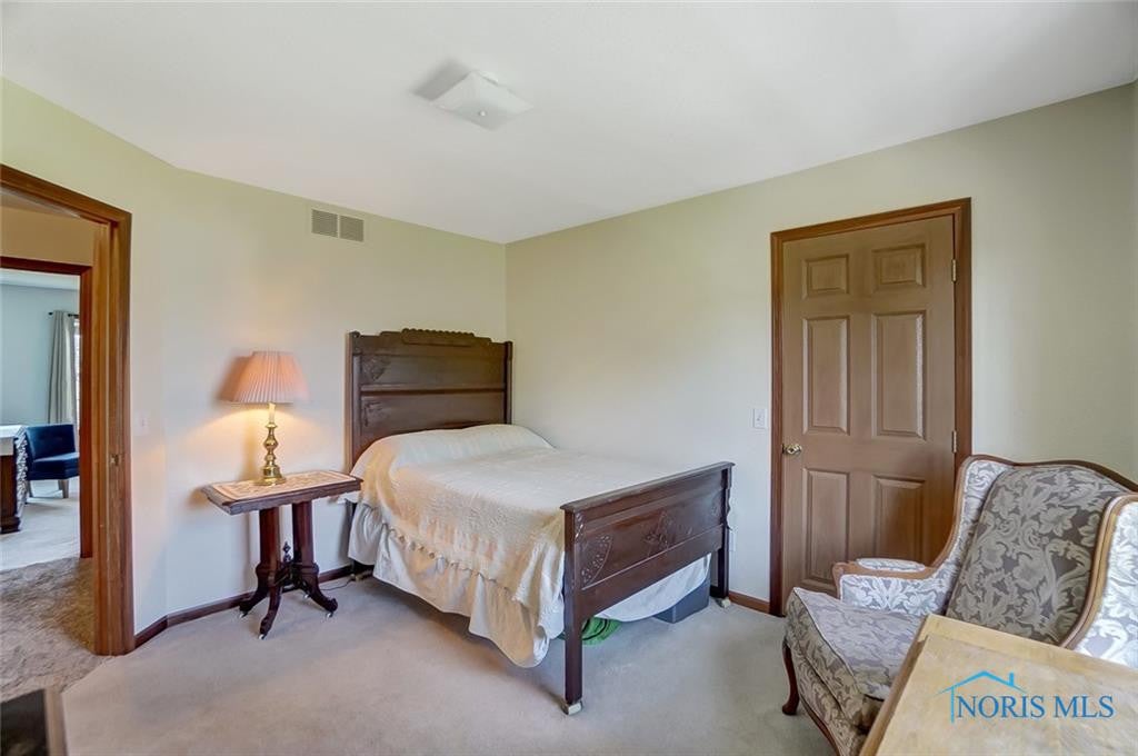 1452 Cardinal Road Bowling Green, OH 43402 - Photo 32 of 47 Gallery Image 32