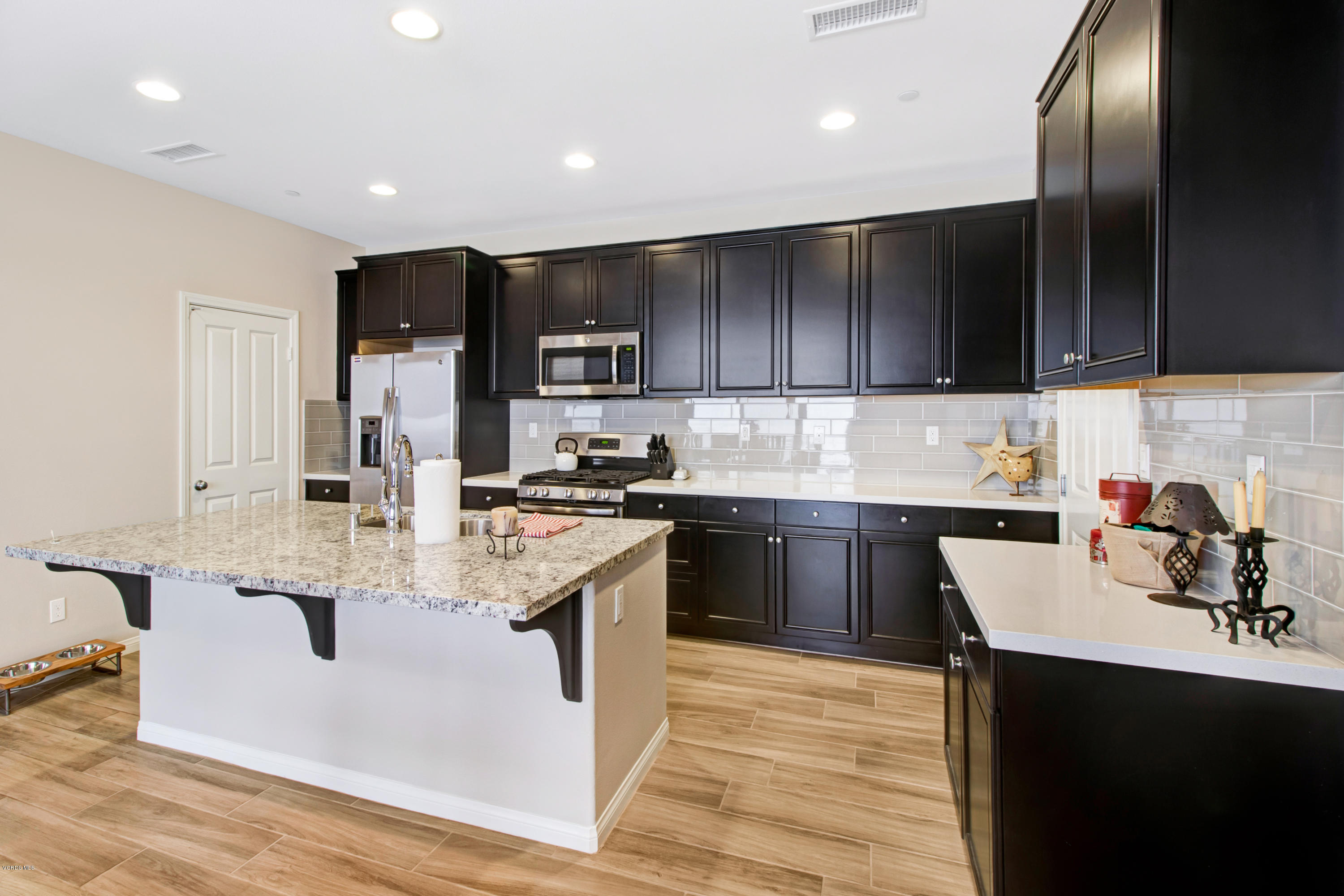 182 Stagetrail Road Camarillo, CA 93010 - Photo 6 of 25 Grace Photos-6