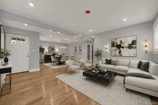 $1,174,999 | 1616 Hammersley Avenue | Baychester