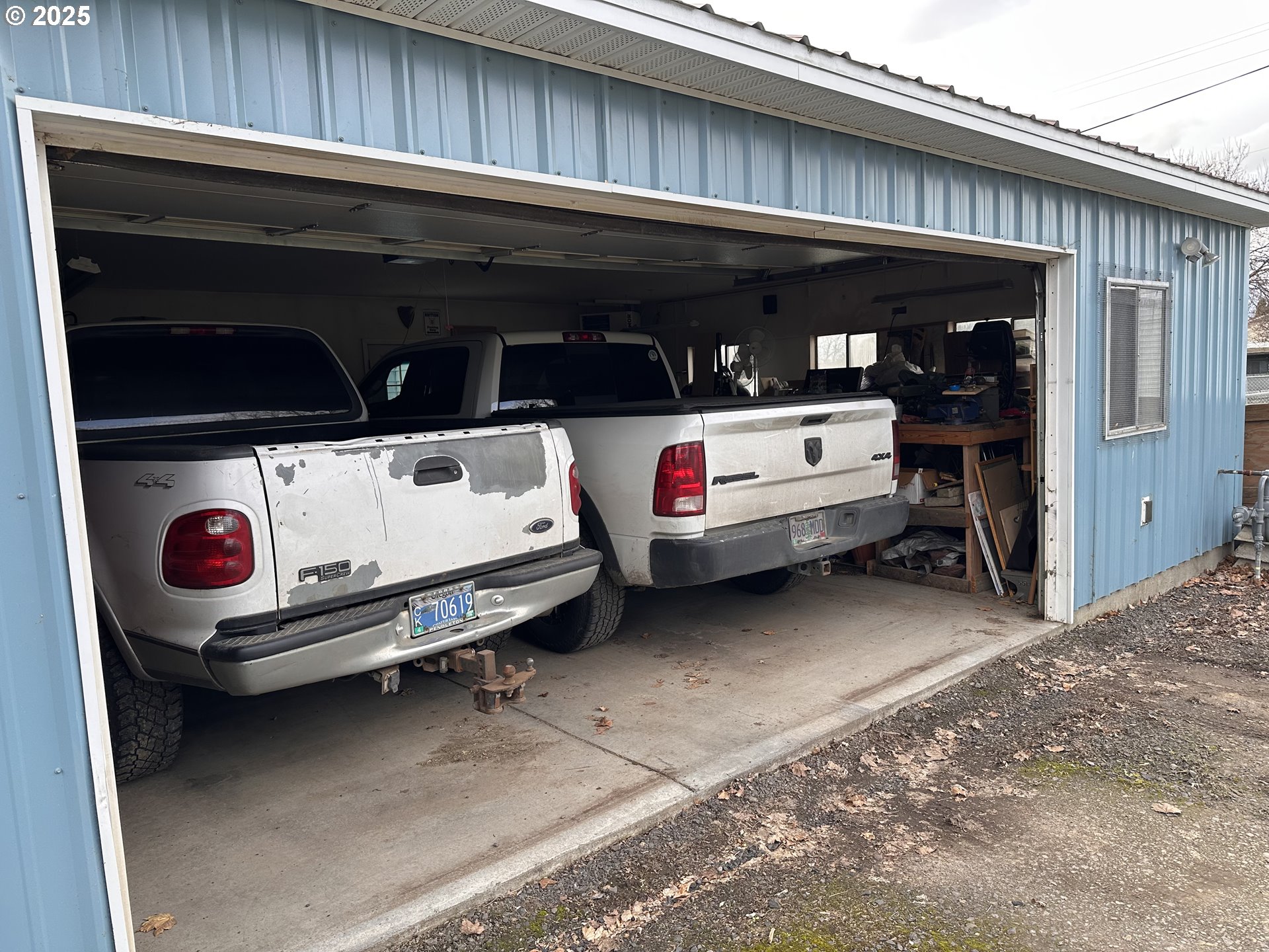 309 East Van Buren Street Athena, OR 97813 - Photo 30 of 31 a car parked in garage