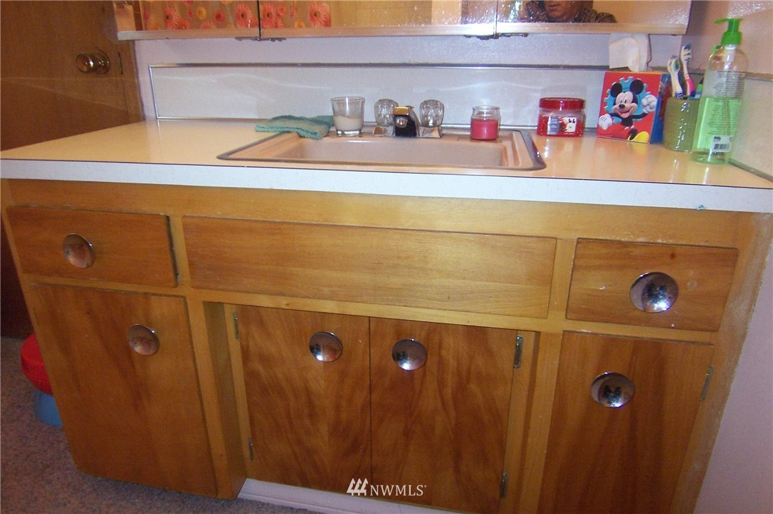2835 Locker Road Southeast Port Orchard, WA 98366 - Photo 18 of 25 Gallery Image 18