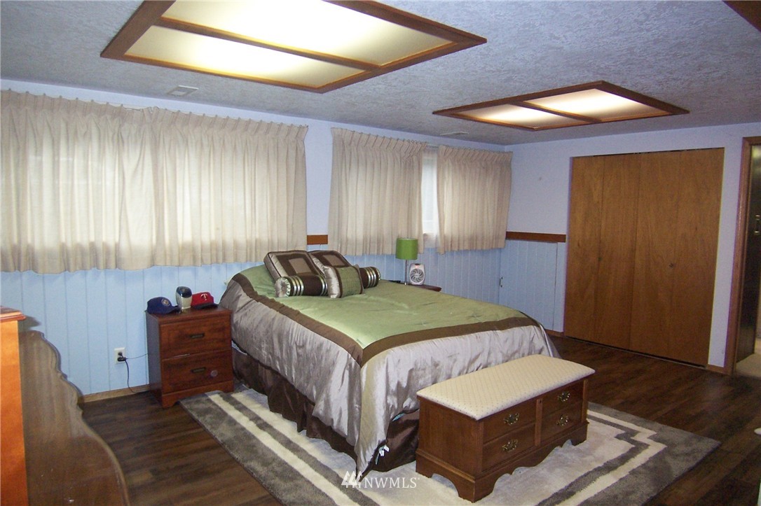 2835 Locker Road Southeast Port Orchard, WA 98366 - Photo 22 of 25 Gallery Image 22
