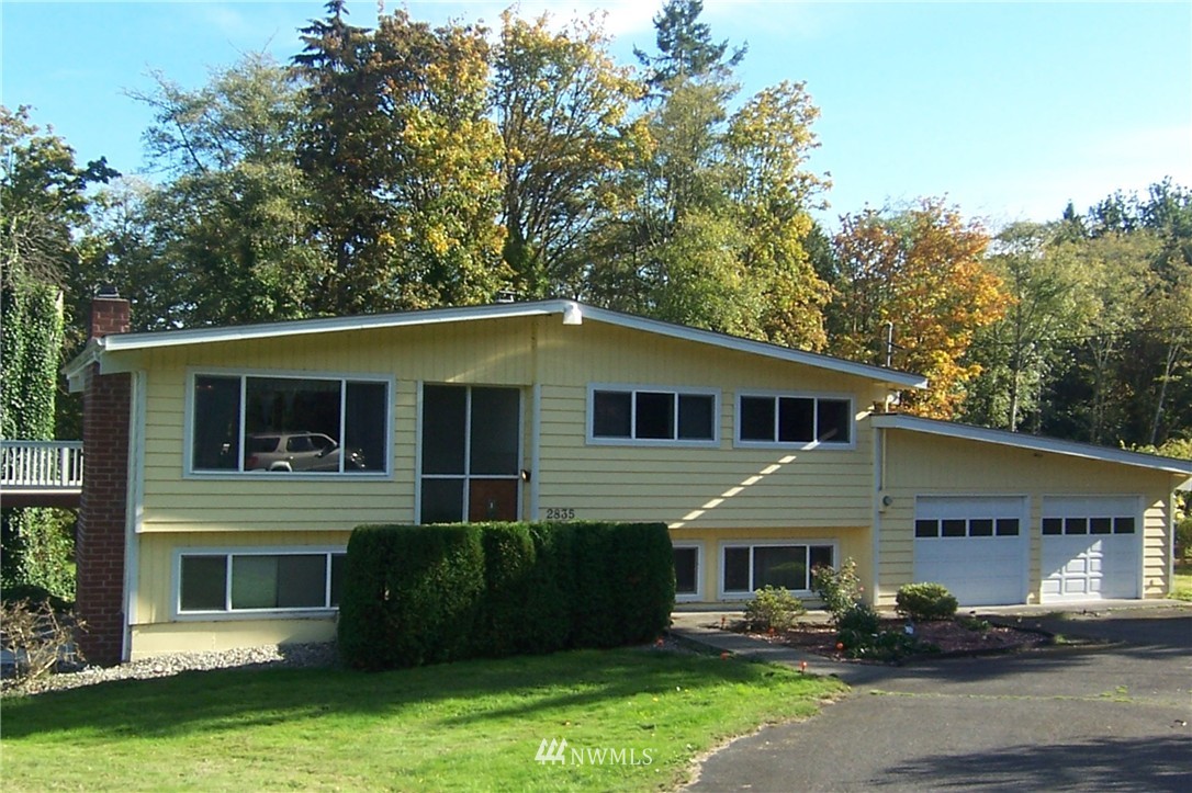 2835 Locker Road Southeast Port Orchard, WA 98366 - Photo 4 of 25 Gallery Image 4