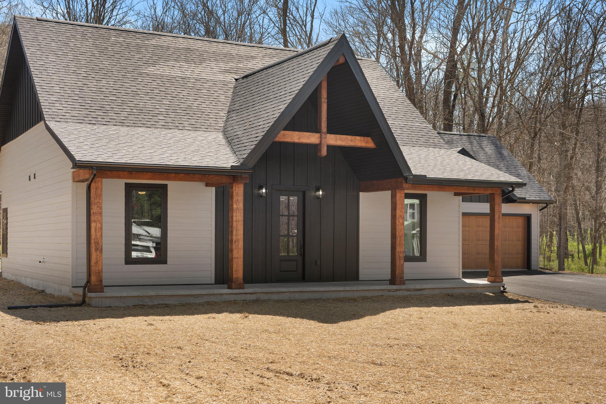 9062 Murray Run Road Huntingdon, PA 16652 - Photo 5 of 35