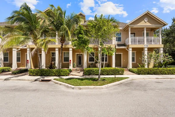 $475,000 | 119 Black Ironwood Road, Unit 104, Jupiter, FL 33458