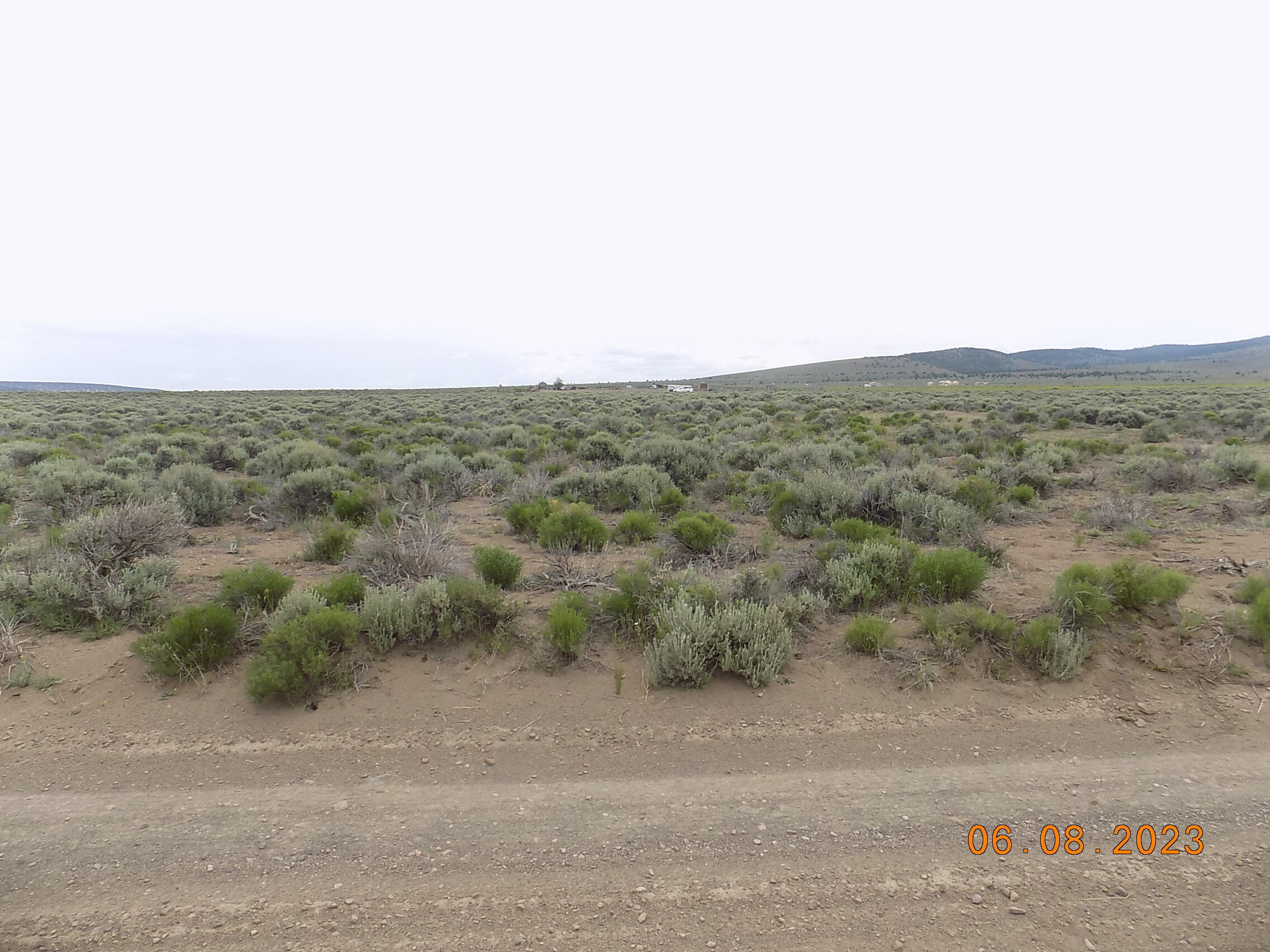 5400 Ford Road, Unit 2015090005400 Bend, OR 97701 - Photo 3 of 10 view to the southeast from the property
