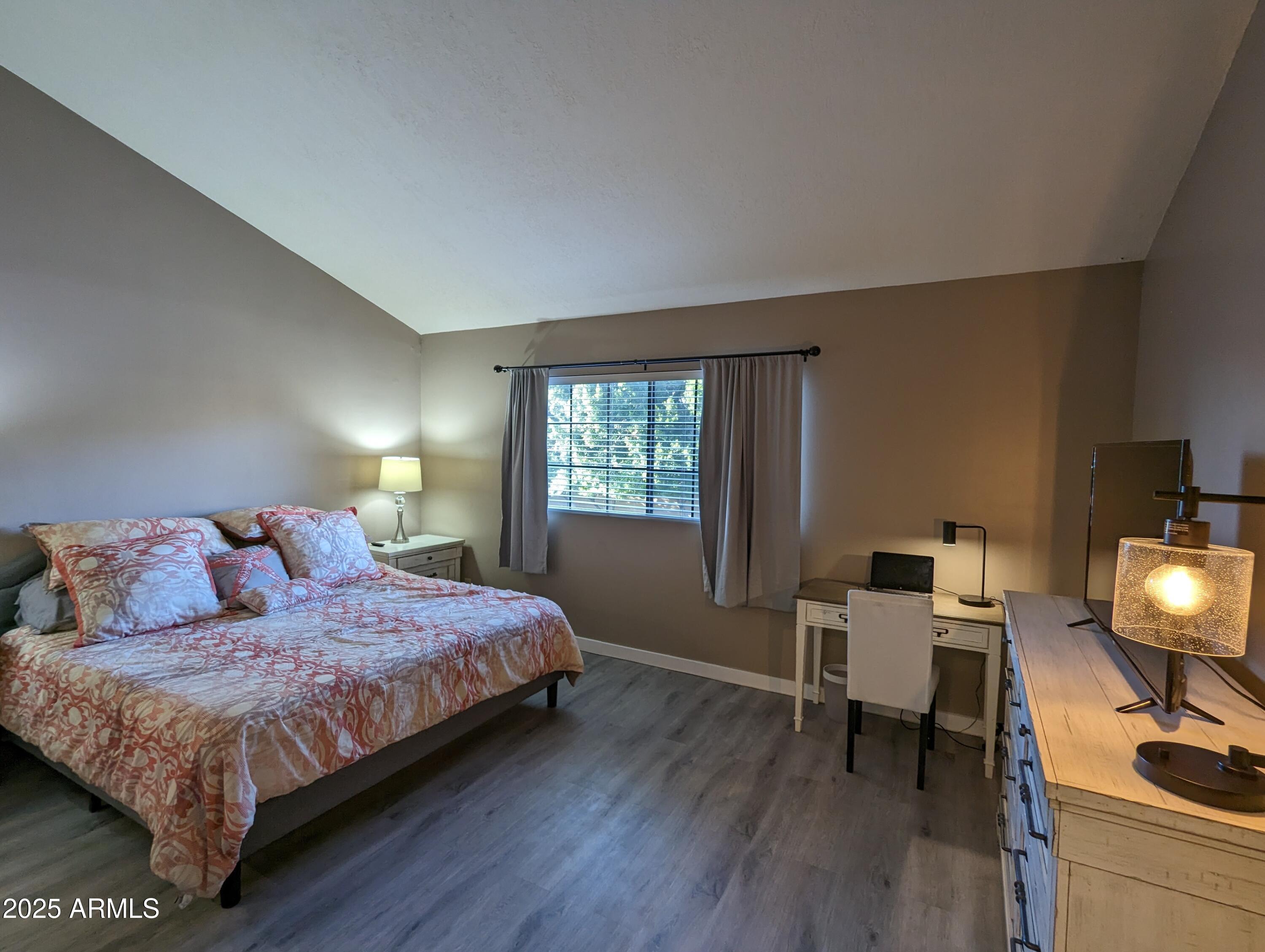 6244 North 30th Place Phoenix, AZ 85016 - Photo 12 of 26 Primary Suite