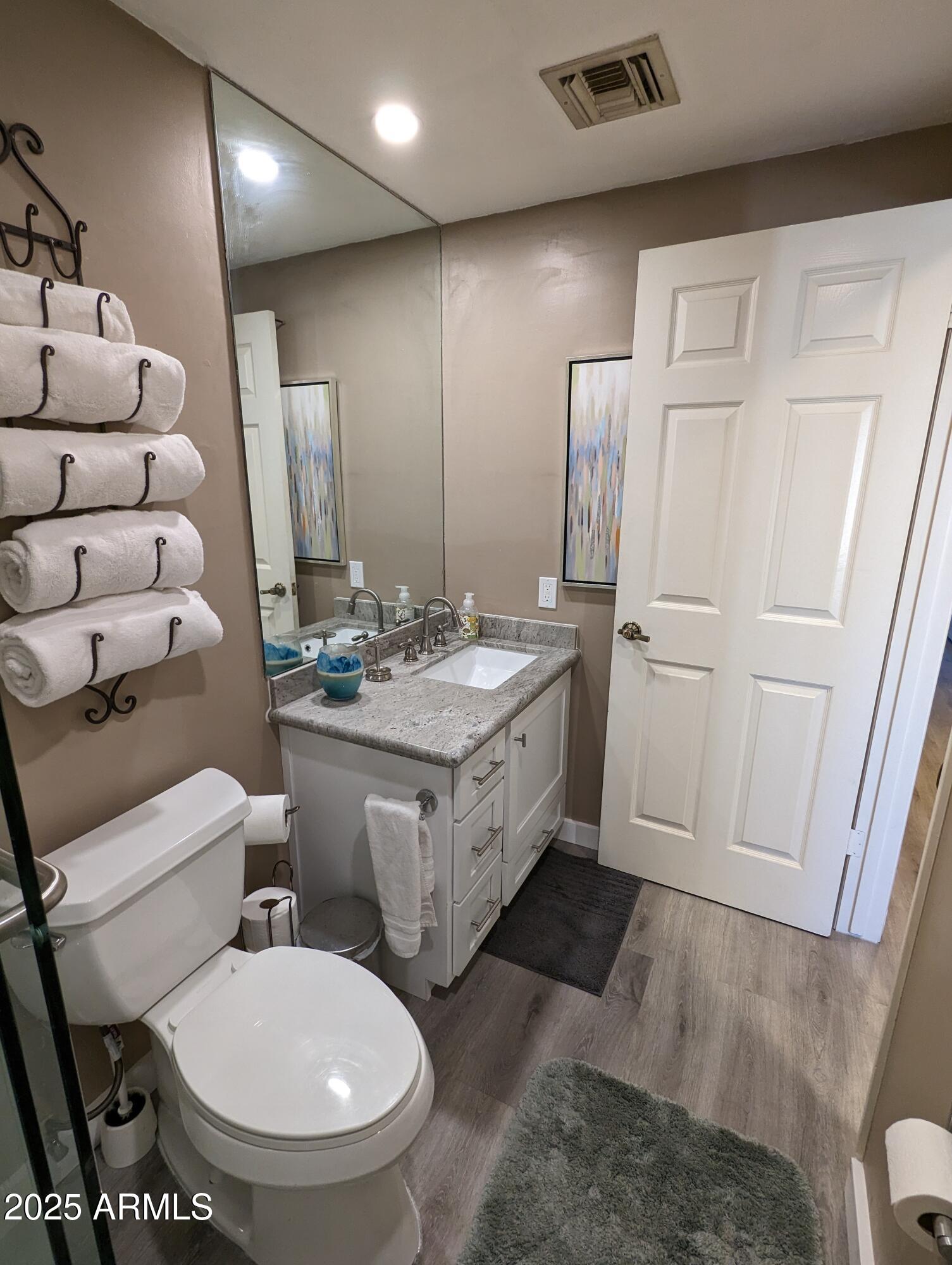 6244 North 30th Place Phoenix, AZ 85016 - Photo 19 of 26 Remodeled Bathroom 2