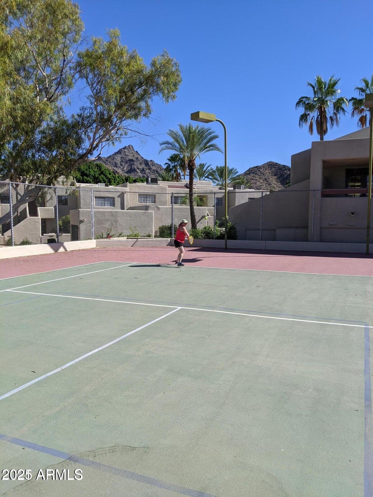 6244 North 30th Place Phoenix, AZ 85016 - Photo 23 of 26 Community Tennis Courts