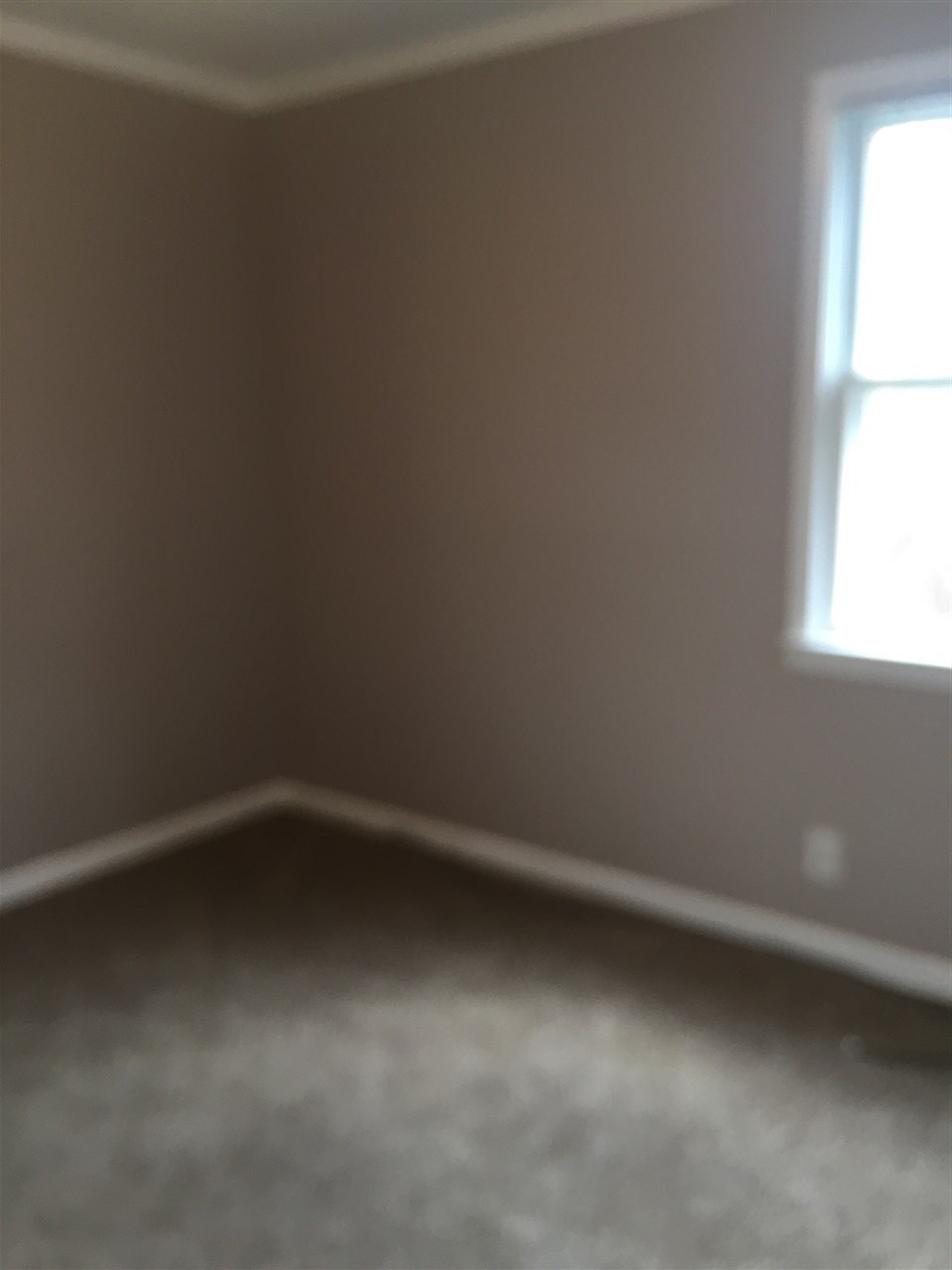 8260 Stephens Road Warren, MI 48089 - Photo 11 of 27 50000766-10.JPG