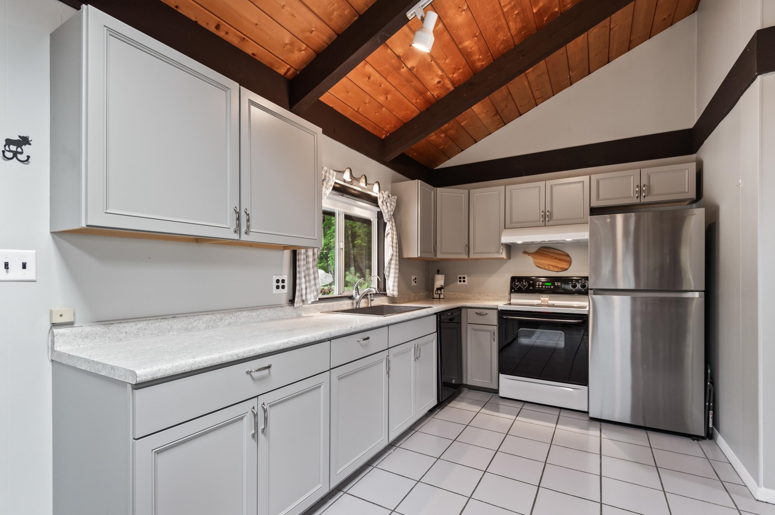 37 Oak Ridge Road Madison, NH 03849 - Photo 6 of 49 Gallery Image 6