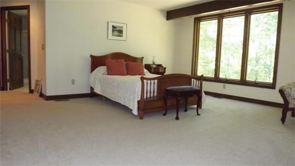 201 Kendall Road Holden, MA 01522 - Photo 16 of 29