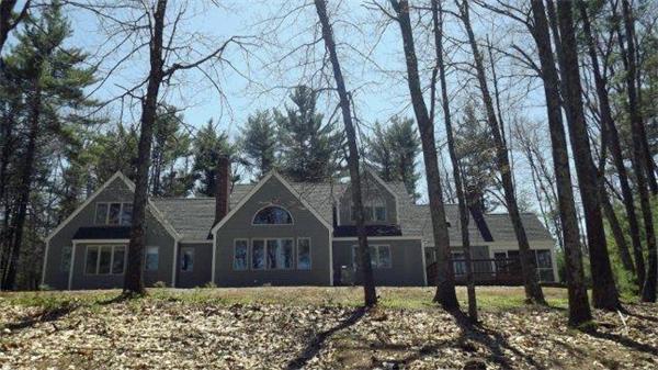 201 Kendall Road Holden, MA 01522 - Photo 3 of 29