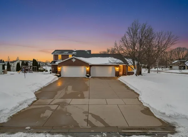 $499,900 | 1528 Van Road, Green Bay, WI 54311