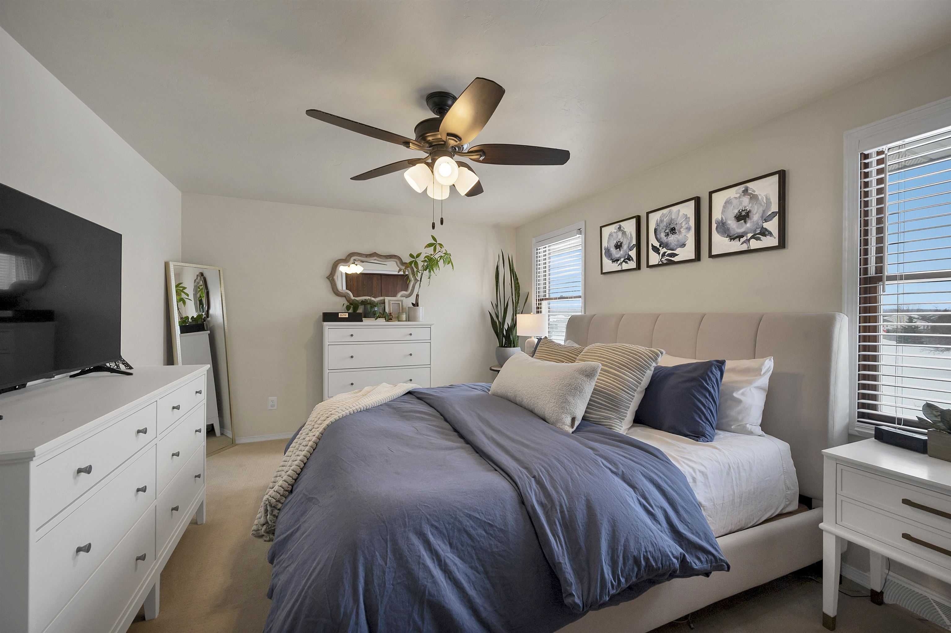 1528 Van Road Green Bay, WI 54311 - Photo 17 of 57