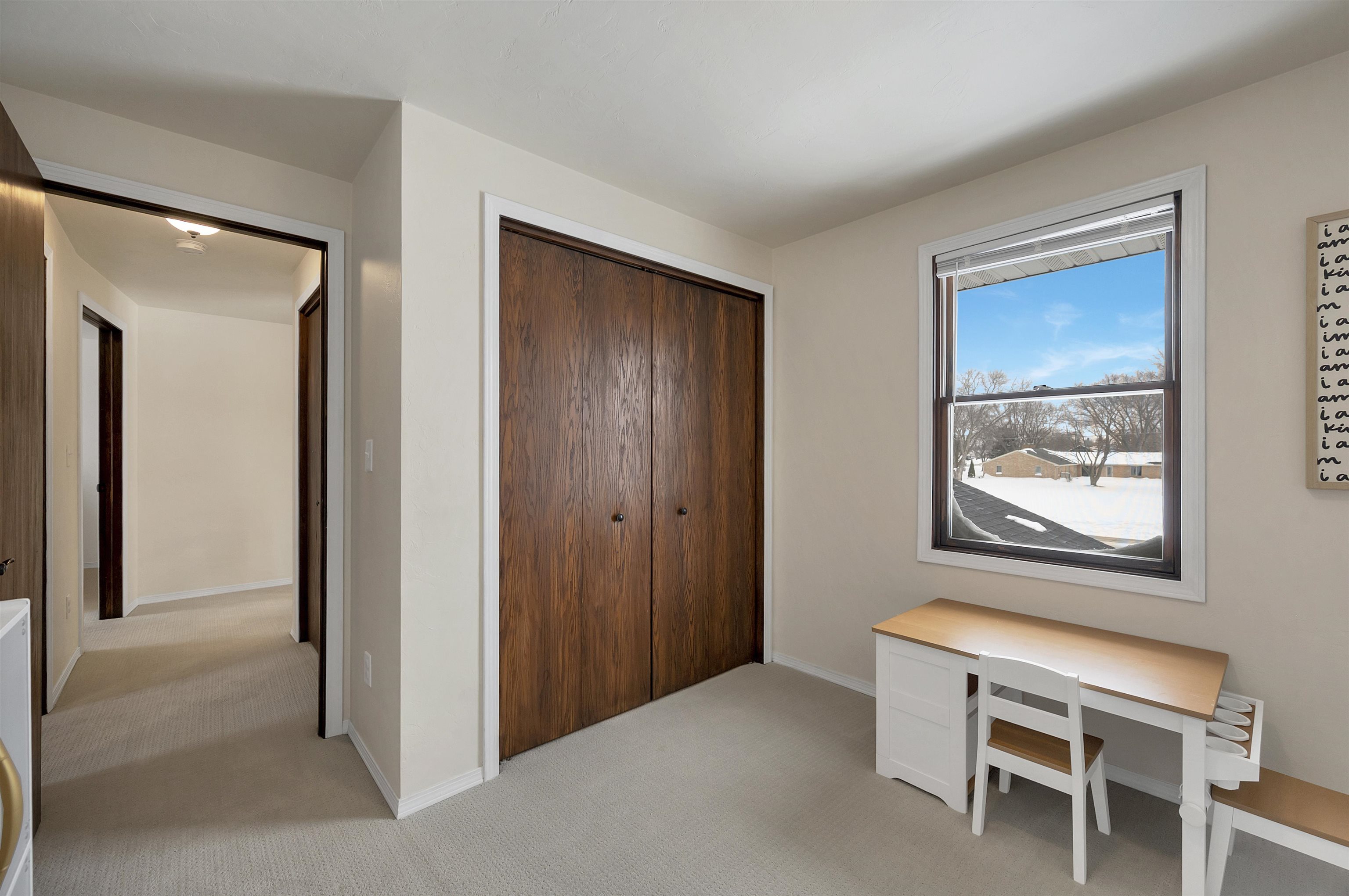 1528 Van Road Green Bay, WI 54311 - Photo 21 of 57