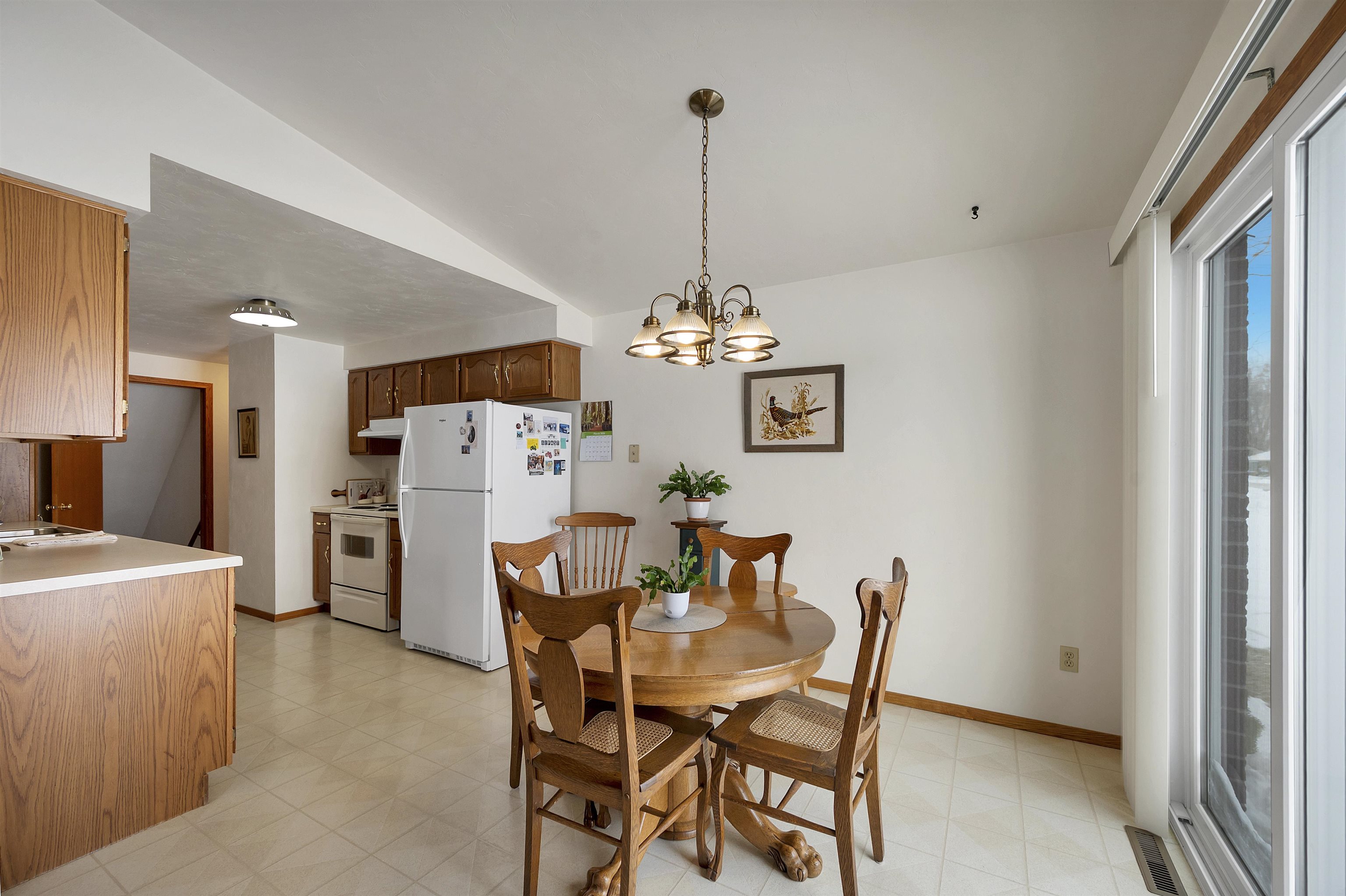 1528 Van Road Green Bay, WI 54311 - Photo 33 of 57