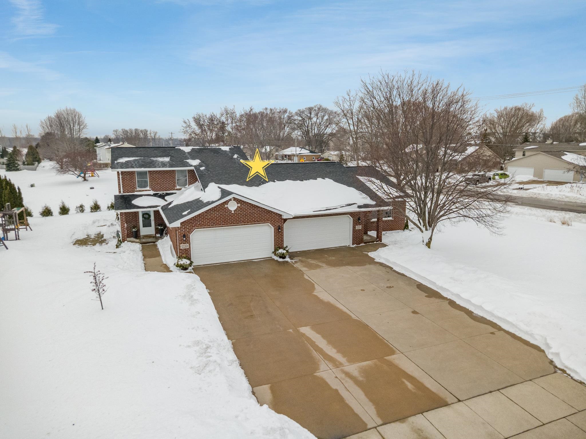 1528 Van Road Green Bay, WI 54311 - Photo 53 of 57
