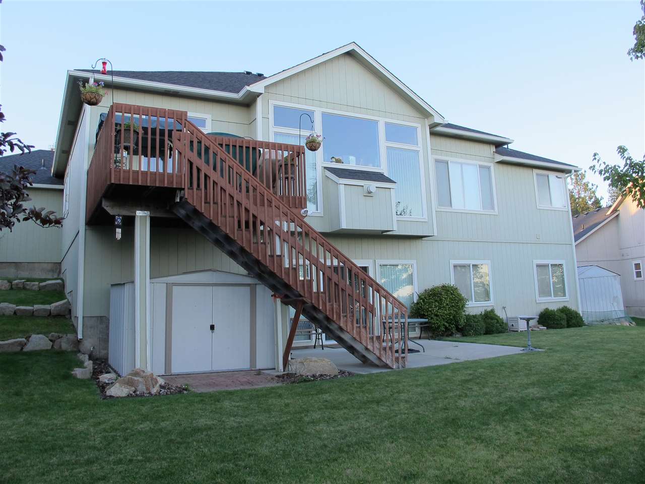 902 East Westcrest Road Colbert, WA 99005 - Photo 16 of 20