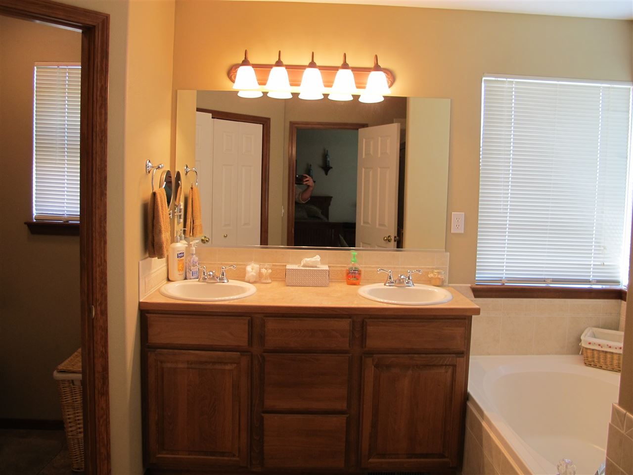 902 East Westcrest Road Colbert, WA 99005 - Photo 7 of 20