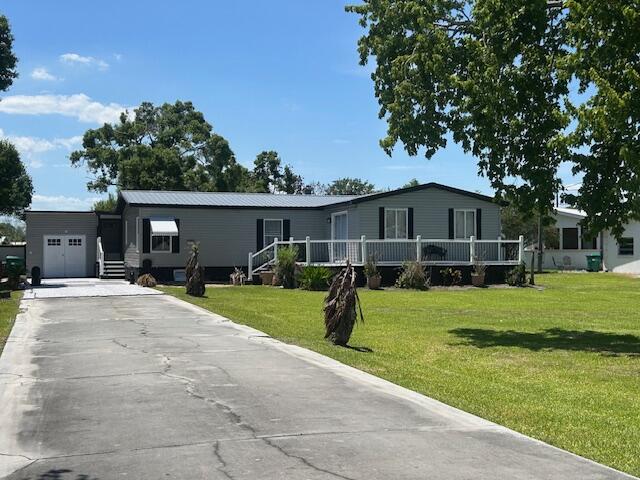 4031 Southwest 9th Way Okeechobee, FL 34974 - Photo 2 of 40 IMG_5700