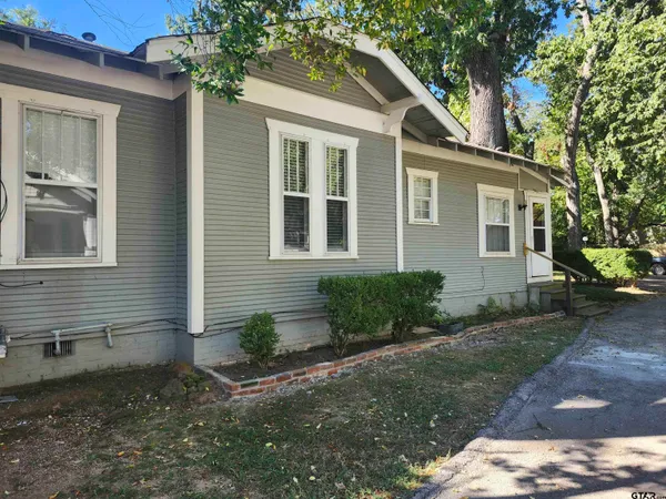 $950 | 637 South Chilton Avenue, Unit B, Tyler, TX 75701