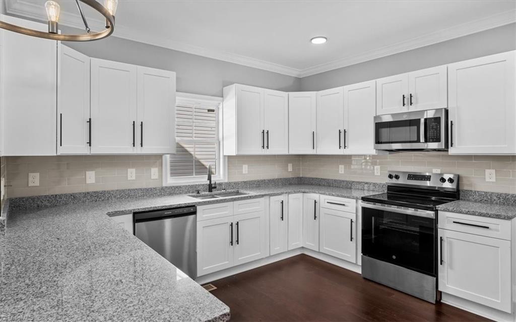 4503 Holland Road Greensboro, NC 27405 - Photo 12 of 36