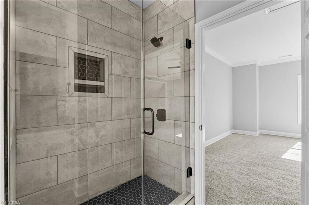 4503 Holland Road Greensboro, NC 27405 - Photo 32 of 36